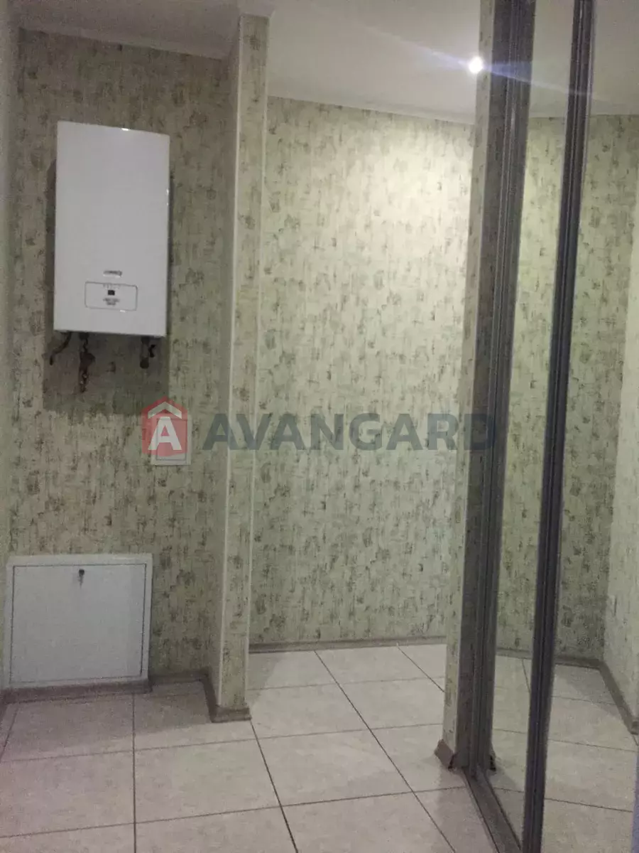 2 ��. ��������, 70/-/20 ��. �., 15/21 ������ ���� 8