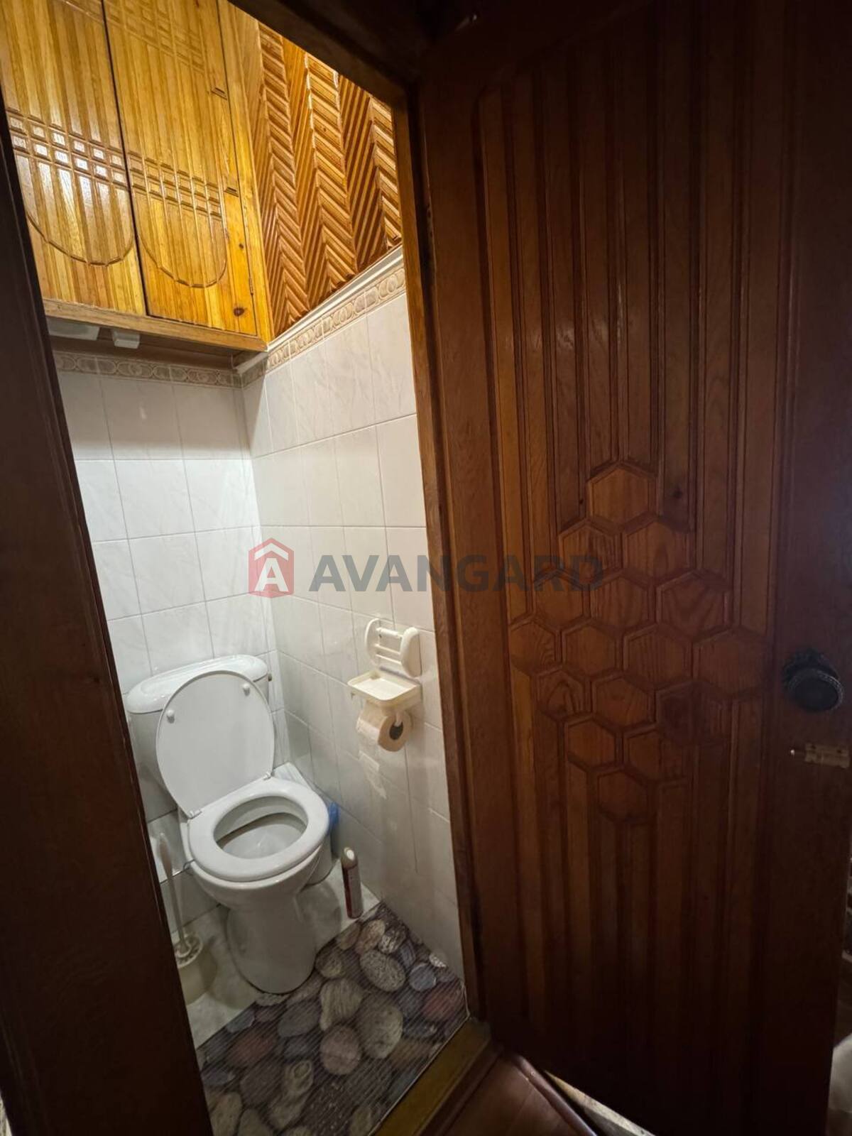 3 ��. ��������, 73/10/55 ��. �., 4/4 ������ ���� 7