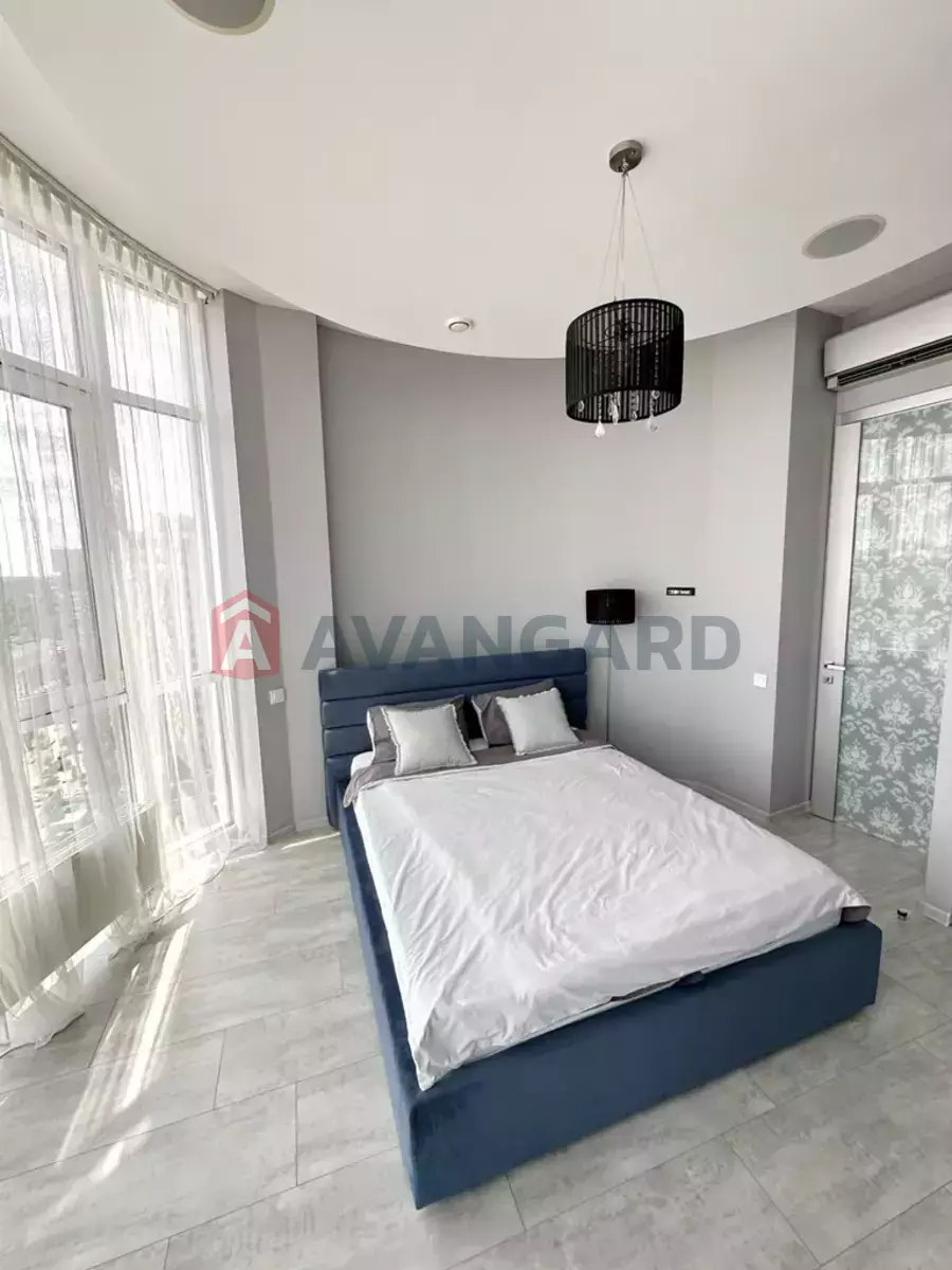 3 ��. ��������, 90/80/25 ��. �., 15/22 ������ ���� 12