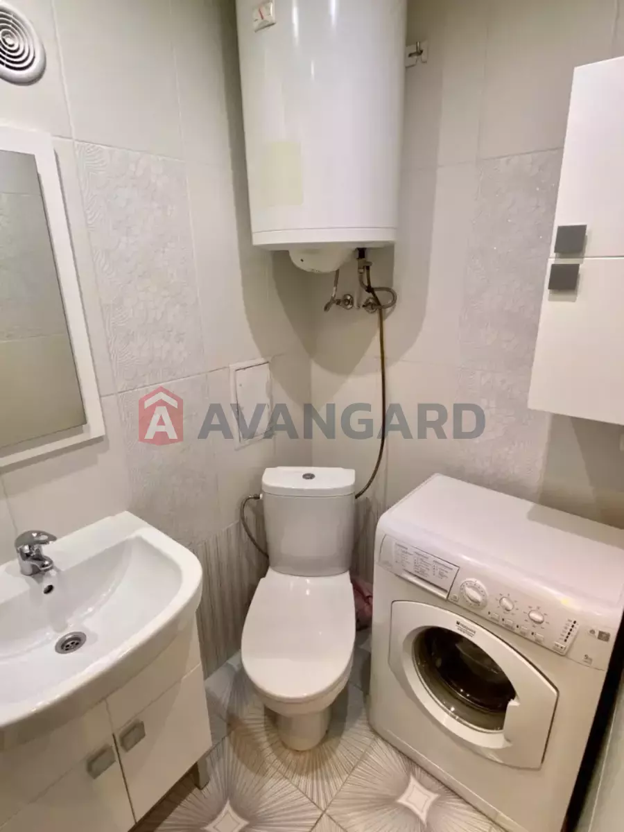 1 ����. ��������, 32/-/- ��. �., 9/9 ���� ���� 6