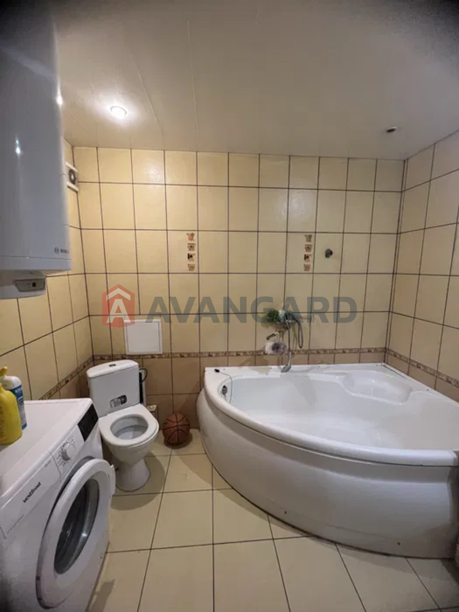 3 . , 77/-/8 . ., 5/9   6