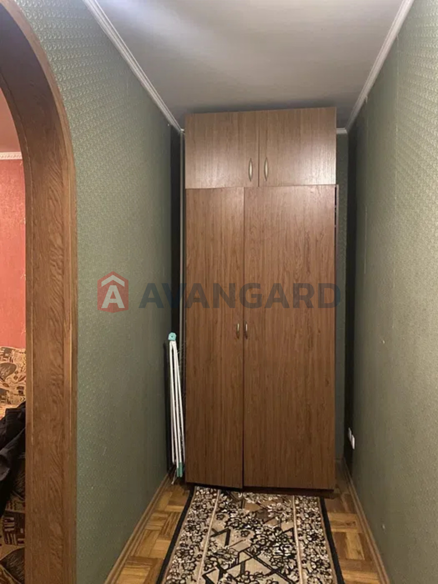 1 . , 30/-/10 . ., 4/9   2