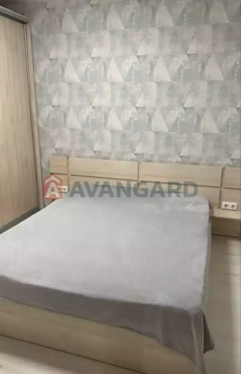 2 ����. ��������, 46/28/18 ��. �., 9/12 ���� ���� 6