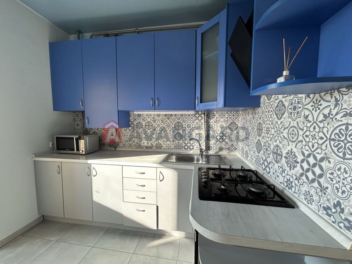 1 ��. ��������, 34/-/10 ��. �., 9/11 ������ ���� 4