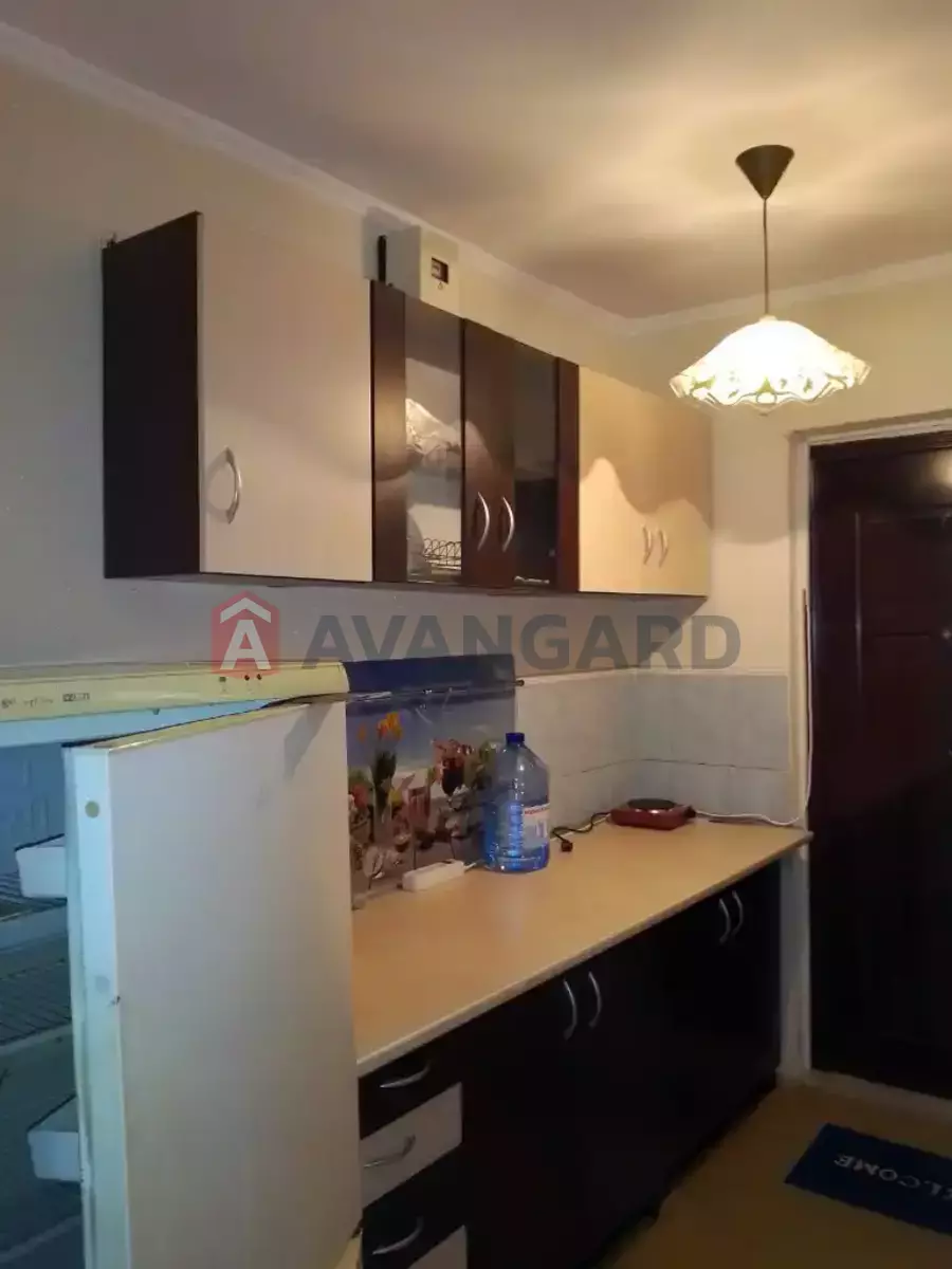 1 ����. ��������, 24/17/4 ��. �., 2/9 ���� ���� 1