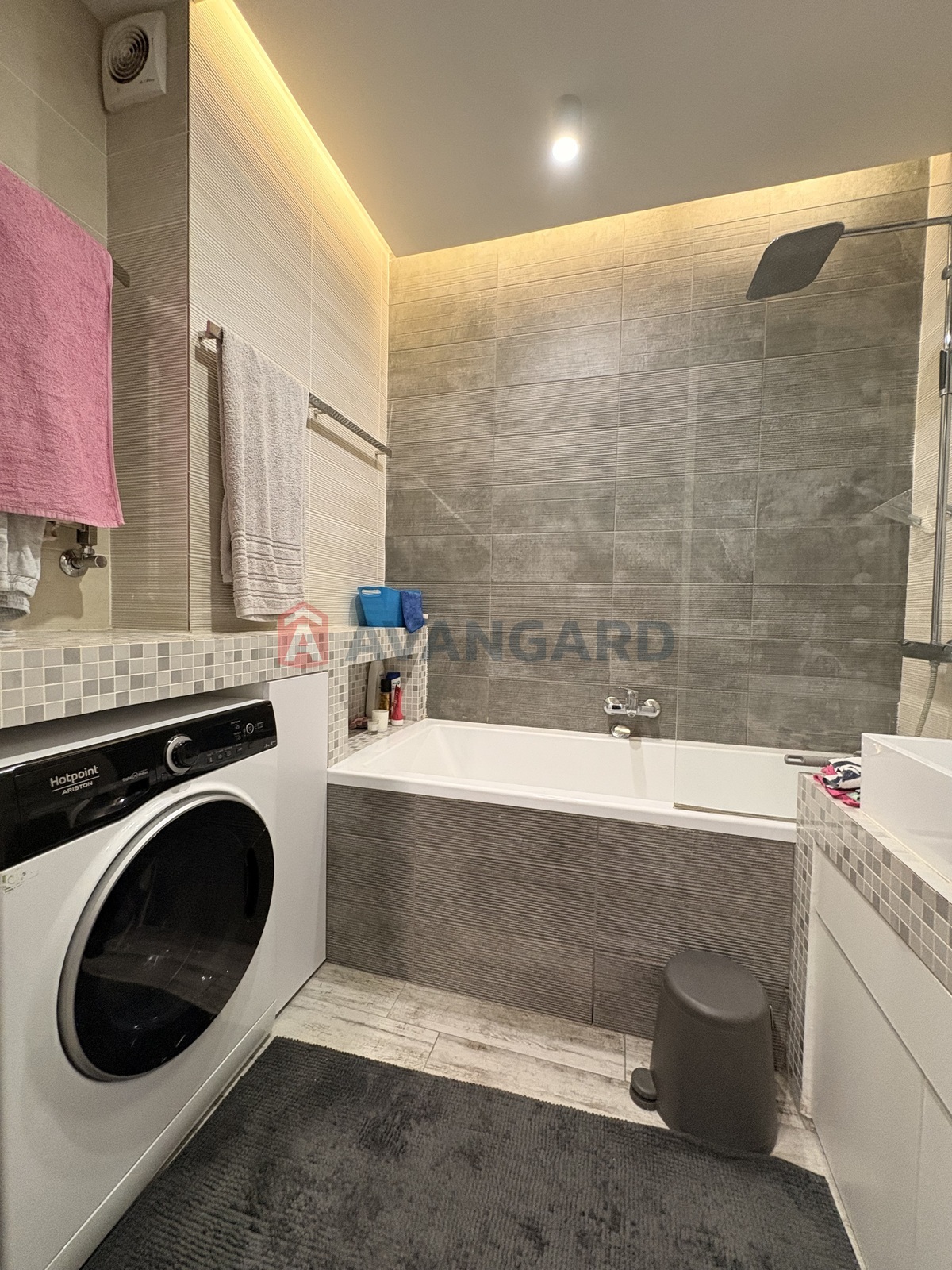 2 ��. ��������, 67/34/18 ��. �., 4/4 ������ ���� 16