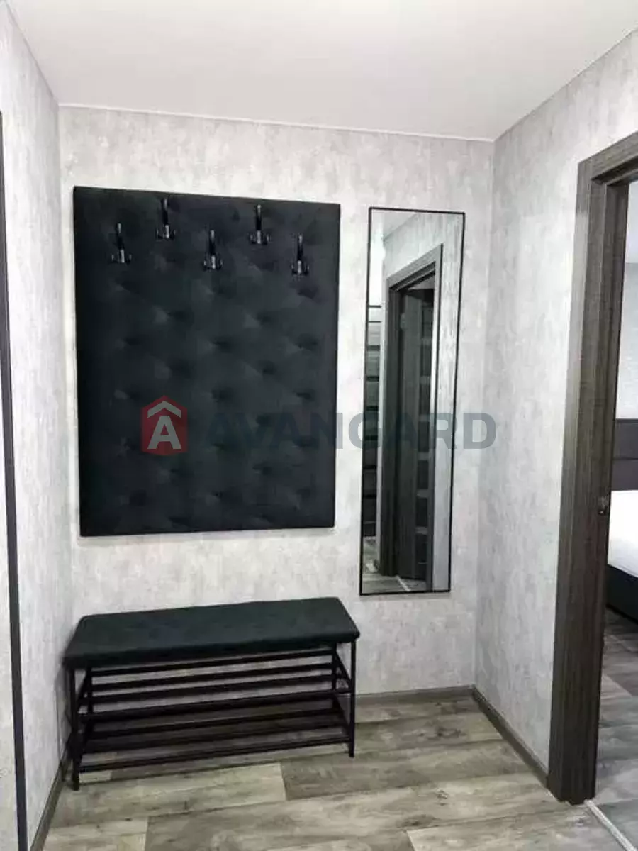 1 ����. ��������, 36/-/8 ��. �., 2/9 ���� ���� 3