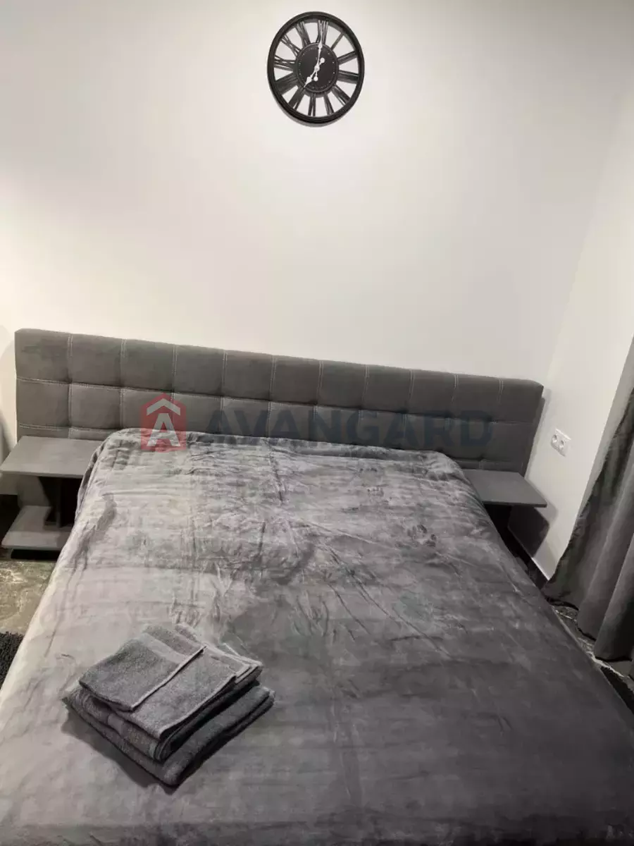 1 ����. ��������, 35/28/8 ��. �., 12/32 ���� ���� 5