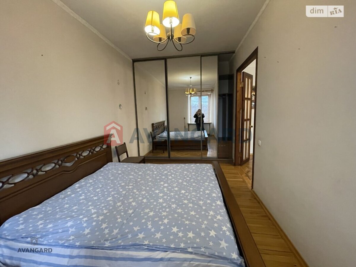 3 . , 65/-/9 . ., 3/3   5