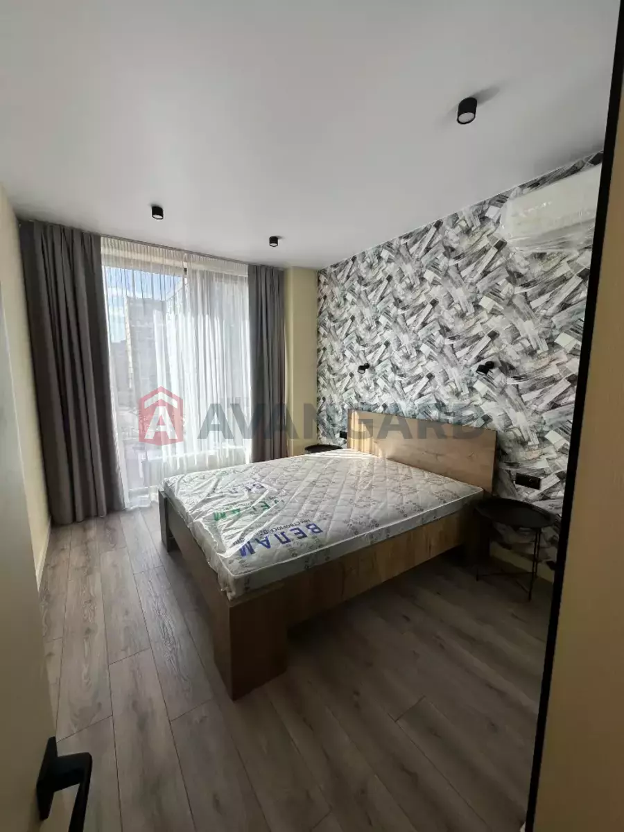 2 ��. ��������, 56/-/- ��. �., 5/25 ������ ���� 3