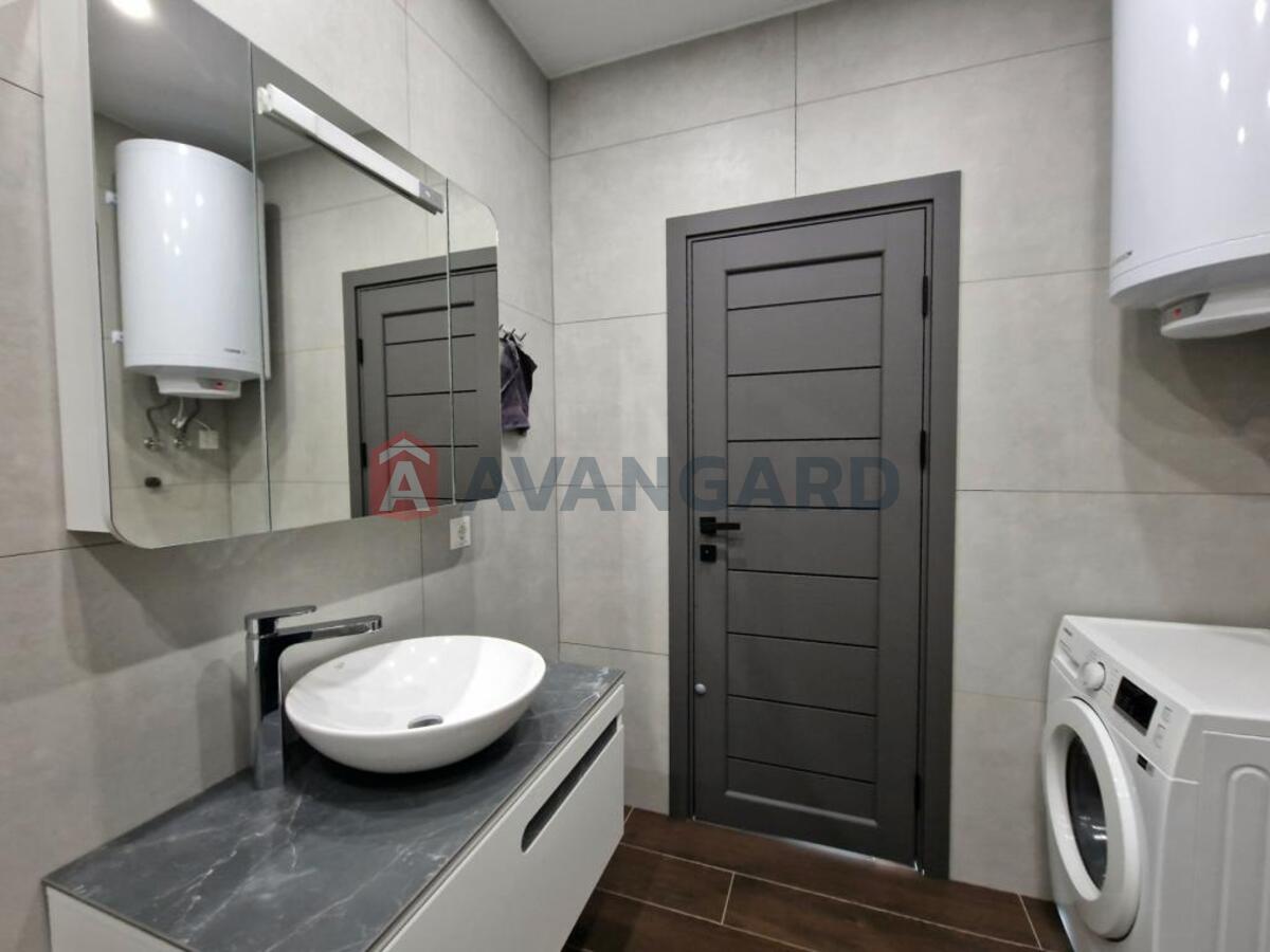 1 ��. ��������, 51/-/- ��. �., 22/31 ������ ���� 12