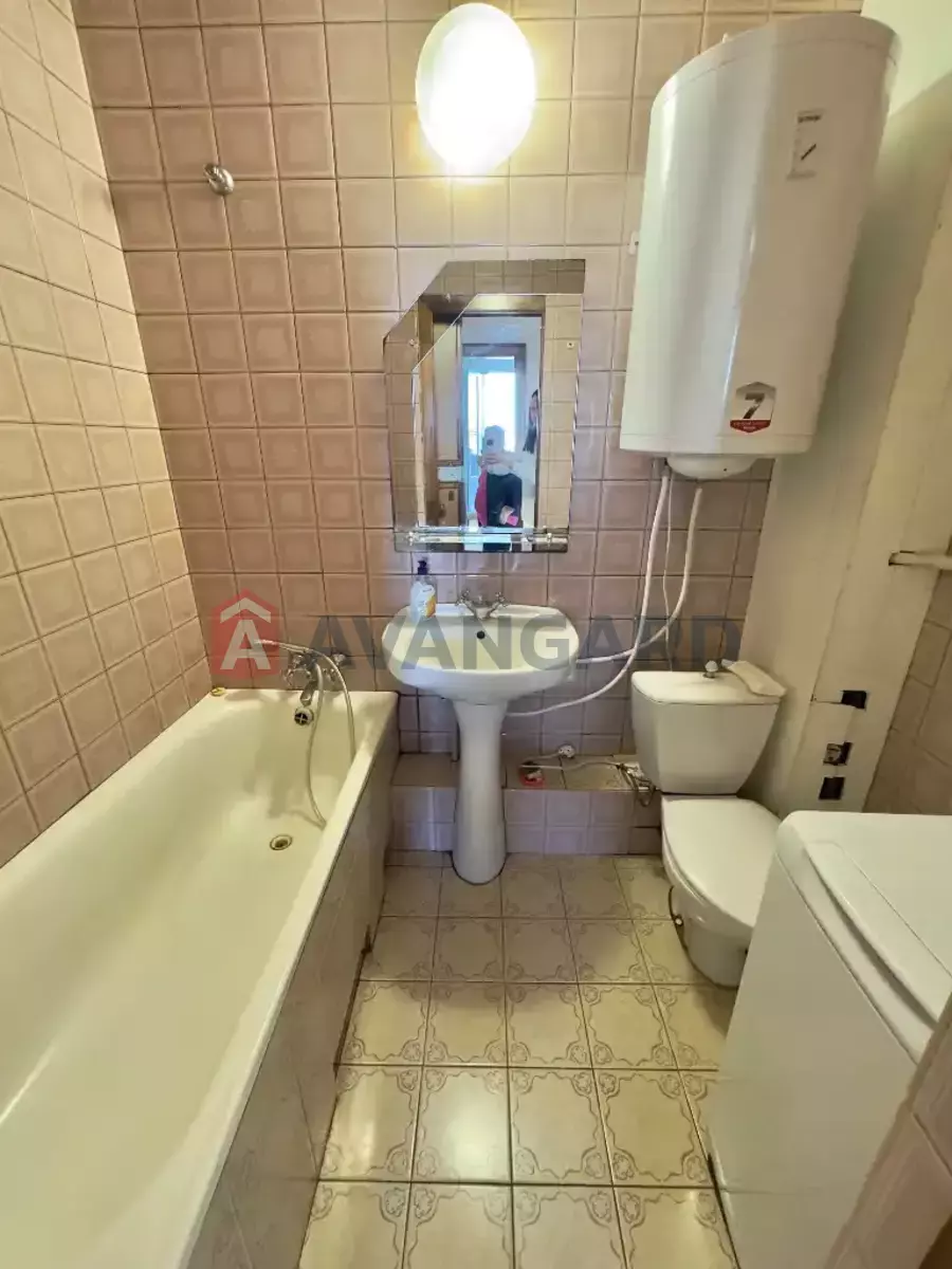 1 ��. ��������, 41/20/9 ��. �., 7/12 ������ ���� 12