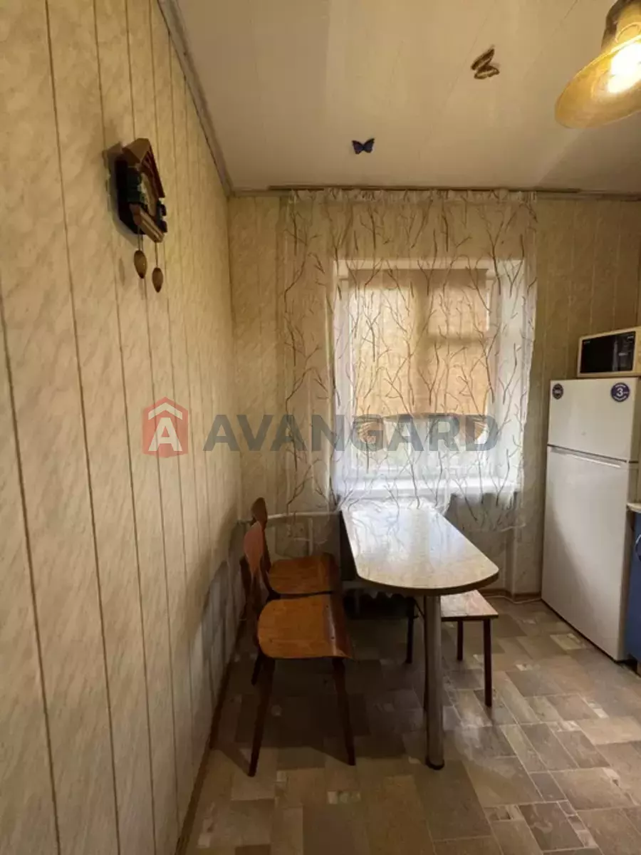 2 . , 46/-/7 . ., 5/5   14