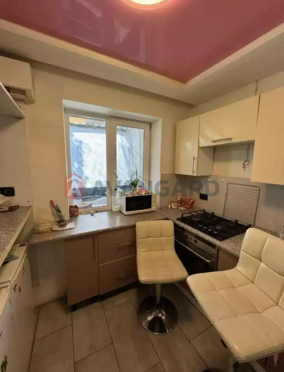 1 ��. ��������, 31/20/5 ��. �., 9/9 ������ ���� 2