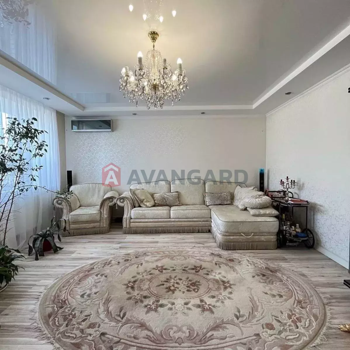 4 ��. ��������, 140/-/15 ��. �., 3/18 ������ ���� 18