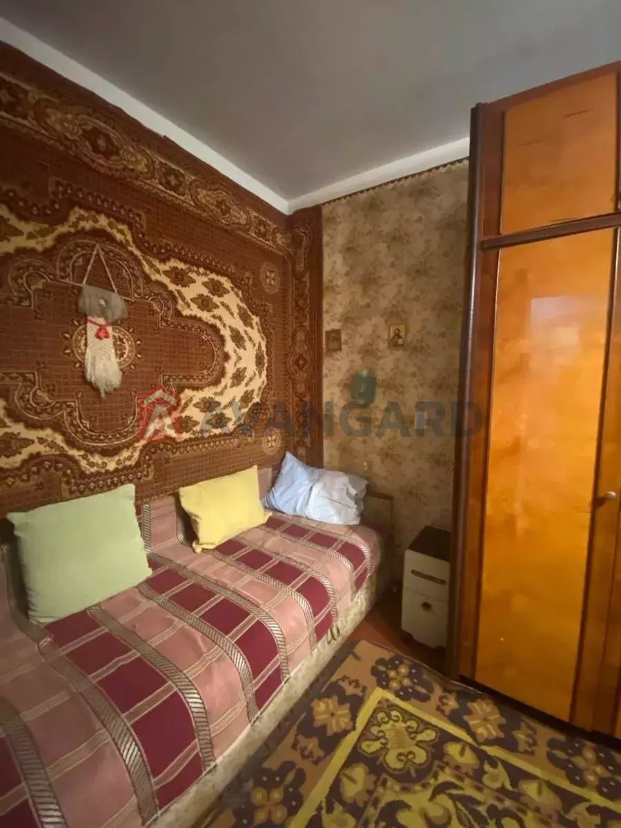 1 ����. ��������, 33/-/5 ��. �., 1/5 ���� ���� 5