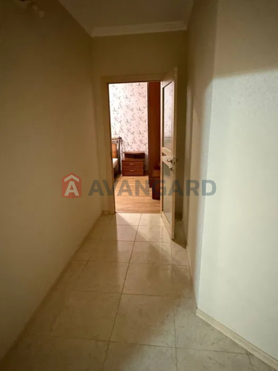 2 ��. ��������, 87/-/20 ��. �., 17/20 ������ ���� 8