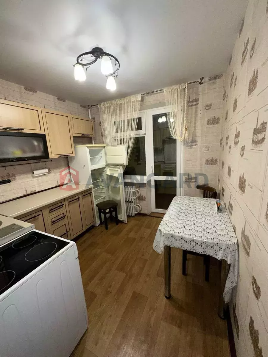 1 ��. ��������, 40/-/10 ��. �., 12/16 ������ ���� 1