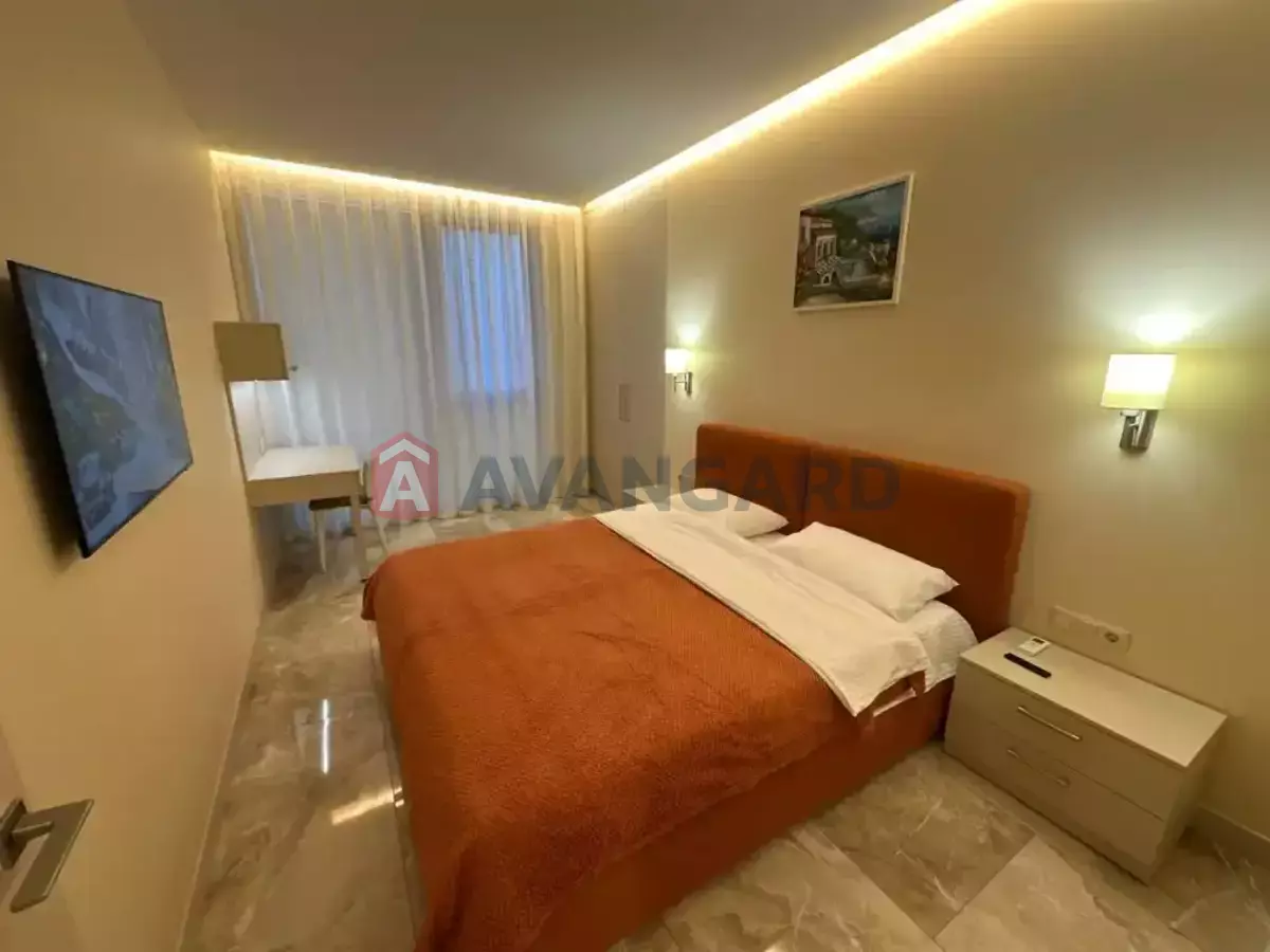 2 ��. ��������, 58/30/25 ��. �., 5/18 ������ ���� 7