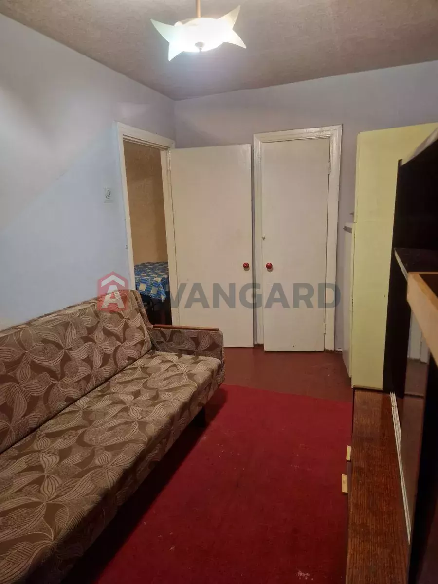 2 ��. ��������, 45/-/6 ��. �., 2/5 ������ ���� 8