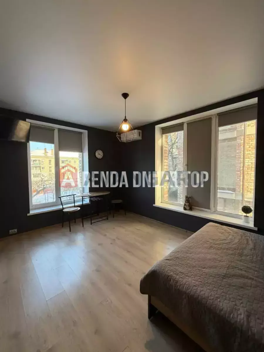 1 ��. ��������, 32/-/- ��. �., 2/5 ������ ���� 5