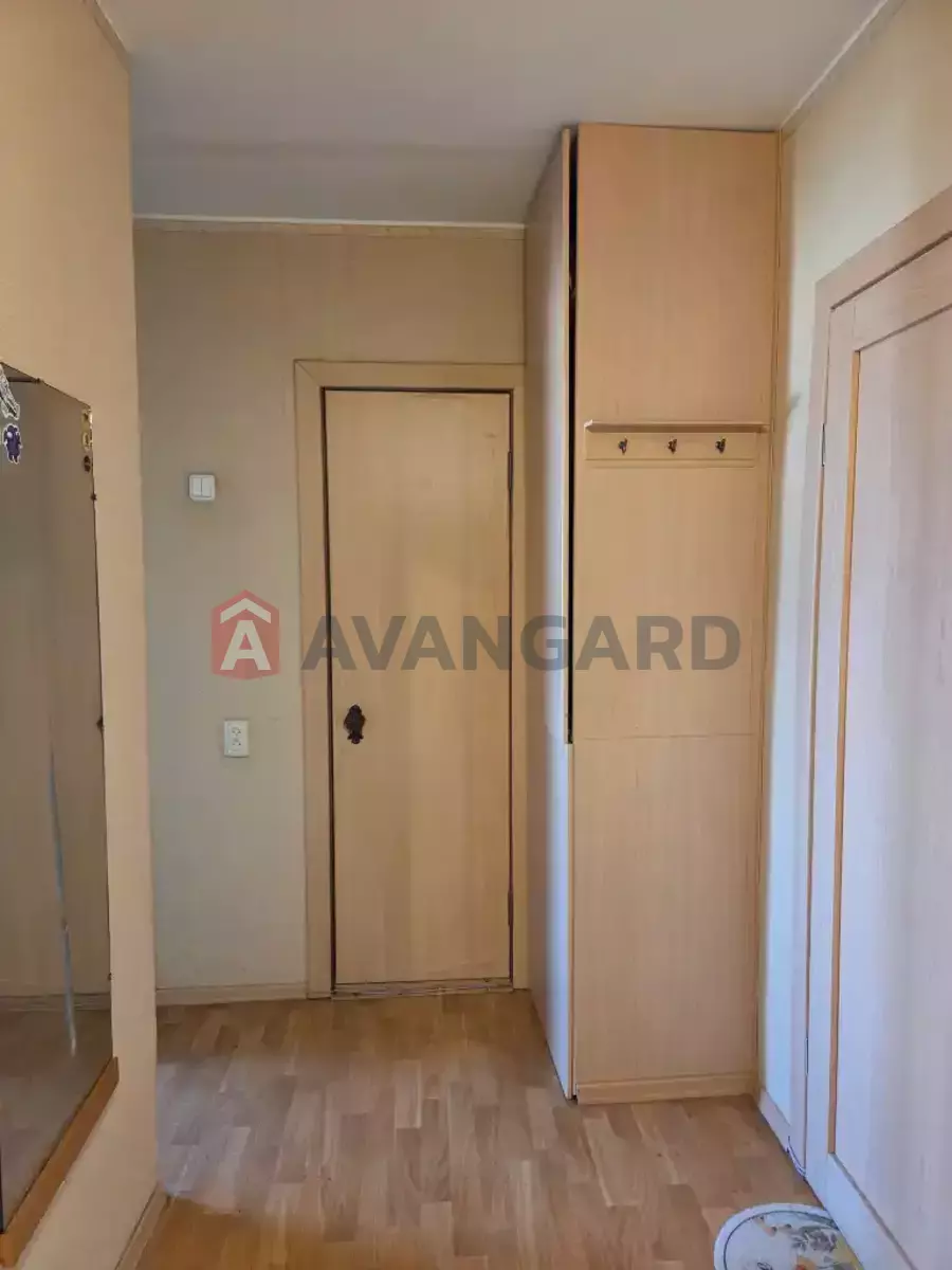 2 ��. ��������, 50/28/8 ��. �., 11/14 ������ ���� 17