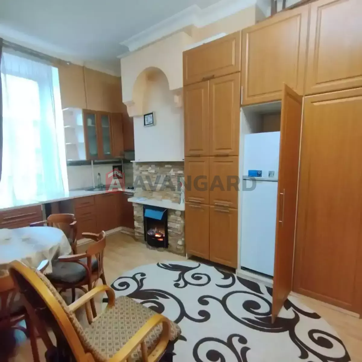 2 ��. ��������, 45/-/- ��. �., 2/3 ������ ���� 2