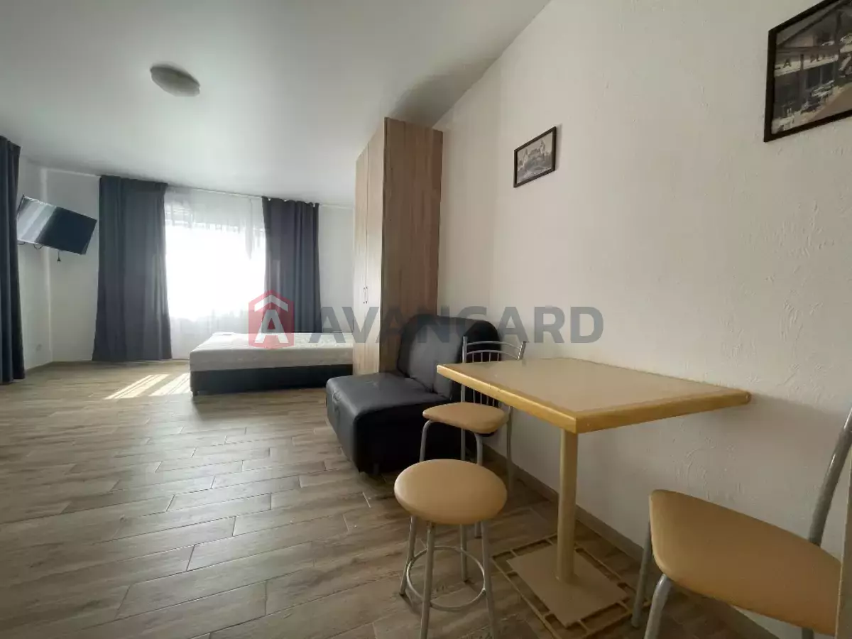 1 ����. ��������, 37/-/8 ��. �., 3/3 ���� ���� 1