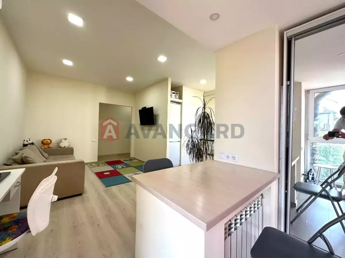 2 ��. ��������, 48/-/- ��. �., 5/5 ������ ���� 7