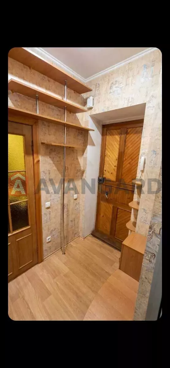 1 ��. ��������, 40/-/14 ��. �., 3/5 ������ ���� 10