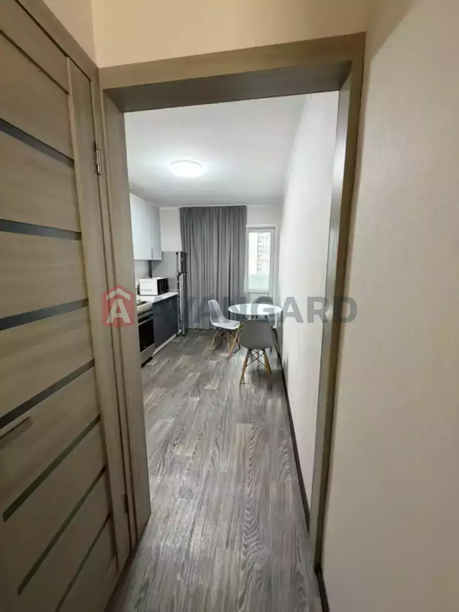 1 ����. ��������, 39/40/10 ��. �., 9/10 ���� ���� 7