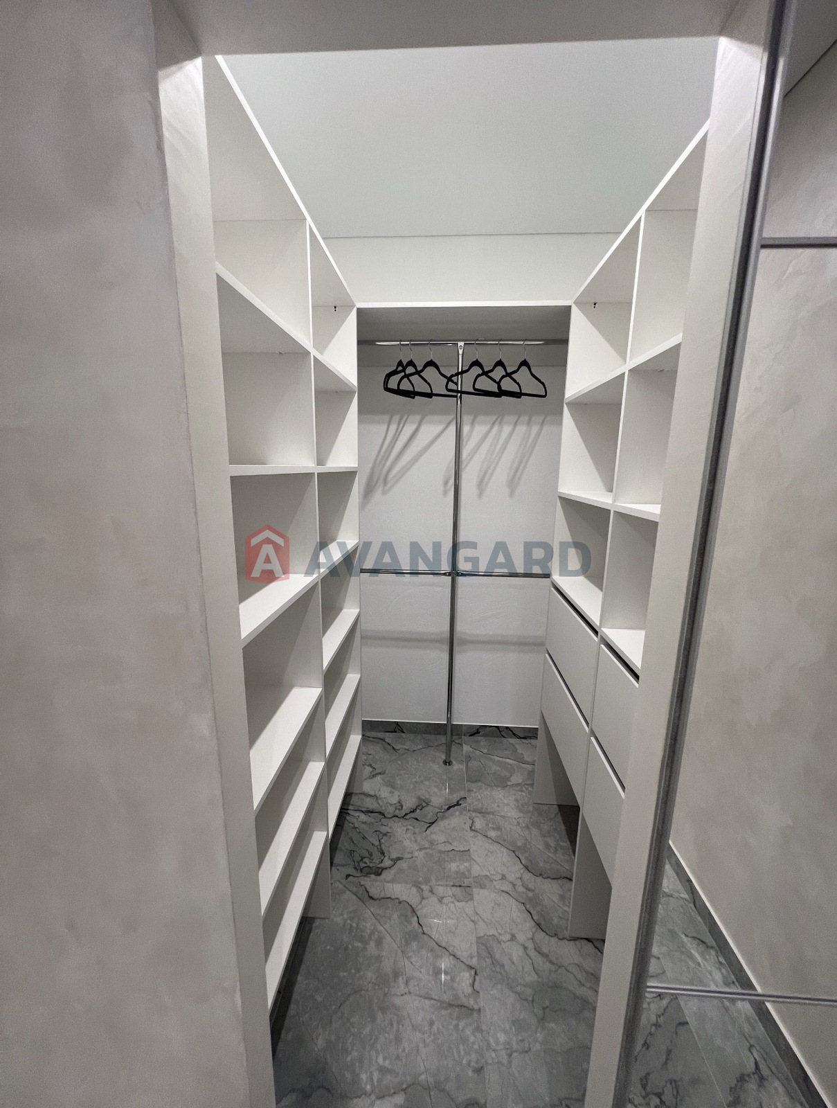 1 ����. ��������, 46/20/21 ��. �., 1/9 ���� ���� 4