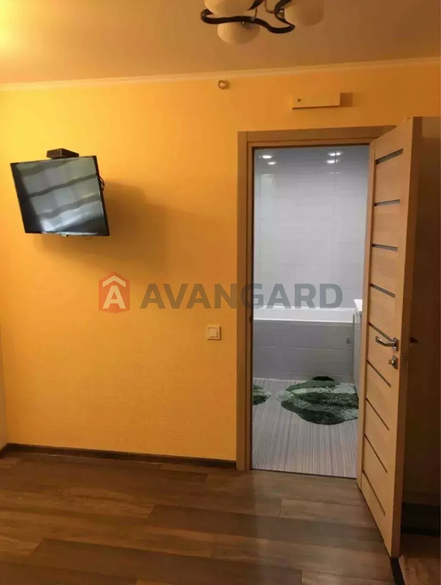 3 . , 56/-/7 . ., 2/9   9