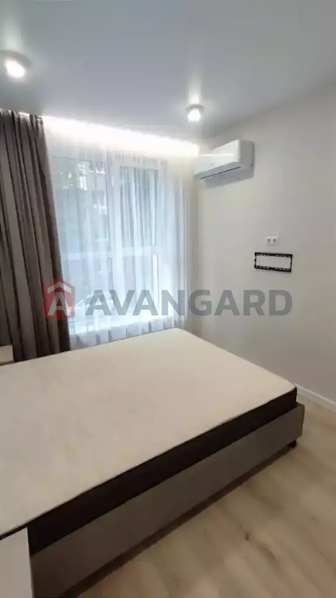 2 ����. ��������, 45/-/- ��. �., 1/5 ���� ���� 9