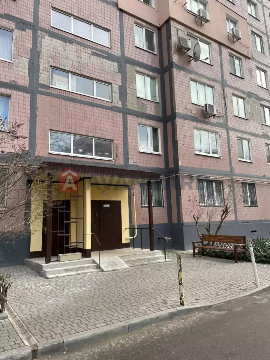 1 ��. ��������, 38/19/9 ��. �., 5/9 ������ ���� 12