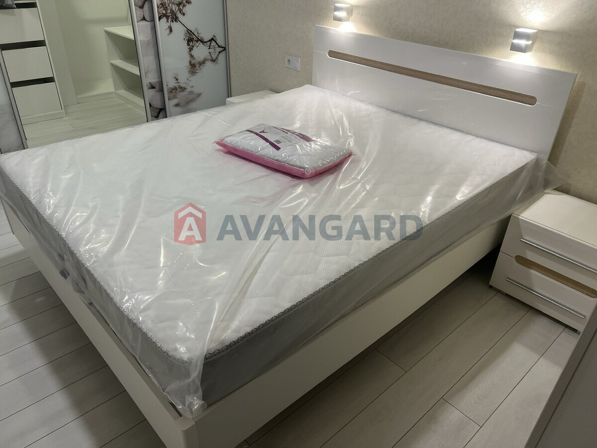 2 ����. ��������, 52/-/- ��. �., 5/12 ���� ���� 1