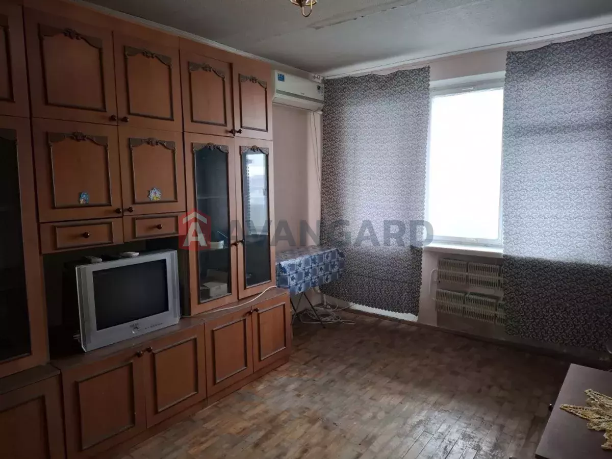 1 ��. ��������, 41/-/8 ��. �., 11/16 ������ ���� 4