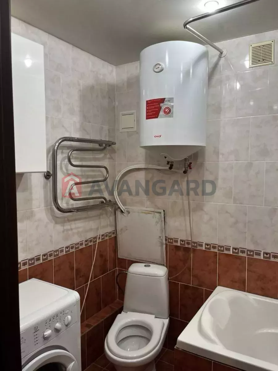 1 ��. ��������, 40/-/8 ��. �., 9/9 ������ ���� 6