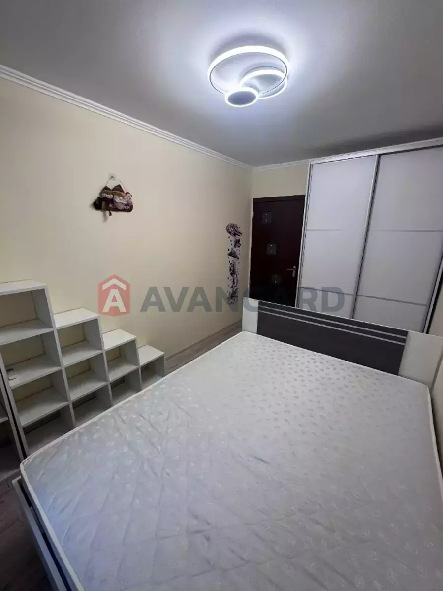 2 ��. ��������, 47/-/8 ��. �., 9/9 ������ ���� 8