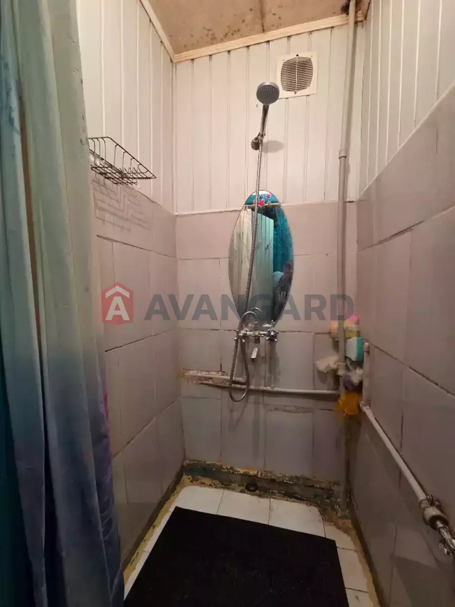 1 ��. ��������, 17/-/- ��. �., 3/5 ������ ���� 4