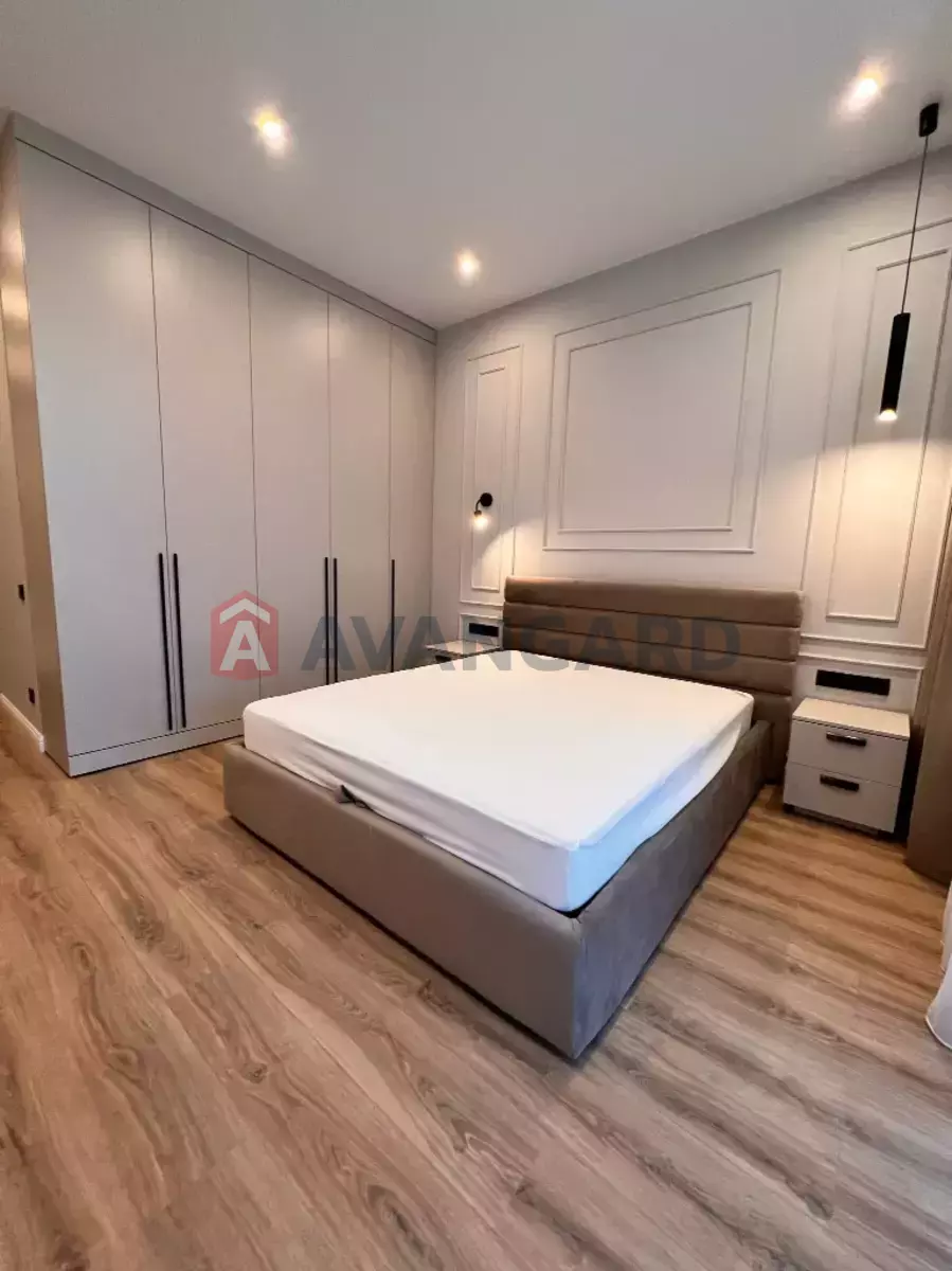 3 ��. ��������, 137/-/- ��. �., 2/5 ������ ���� 2