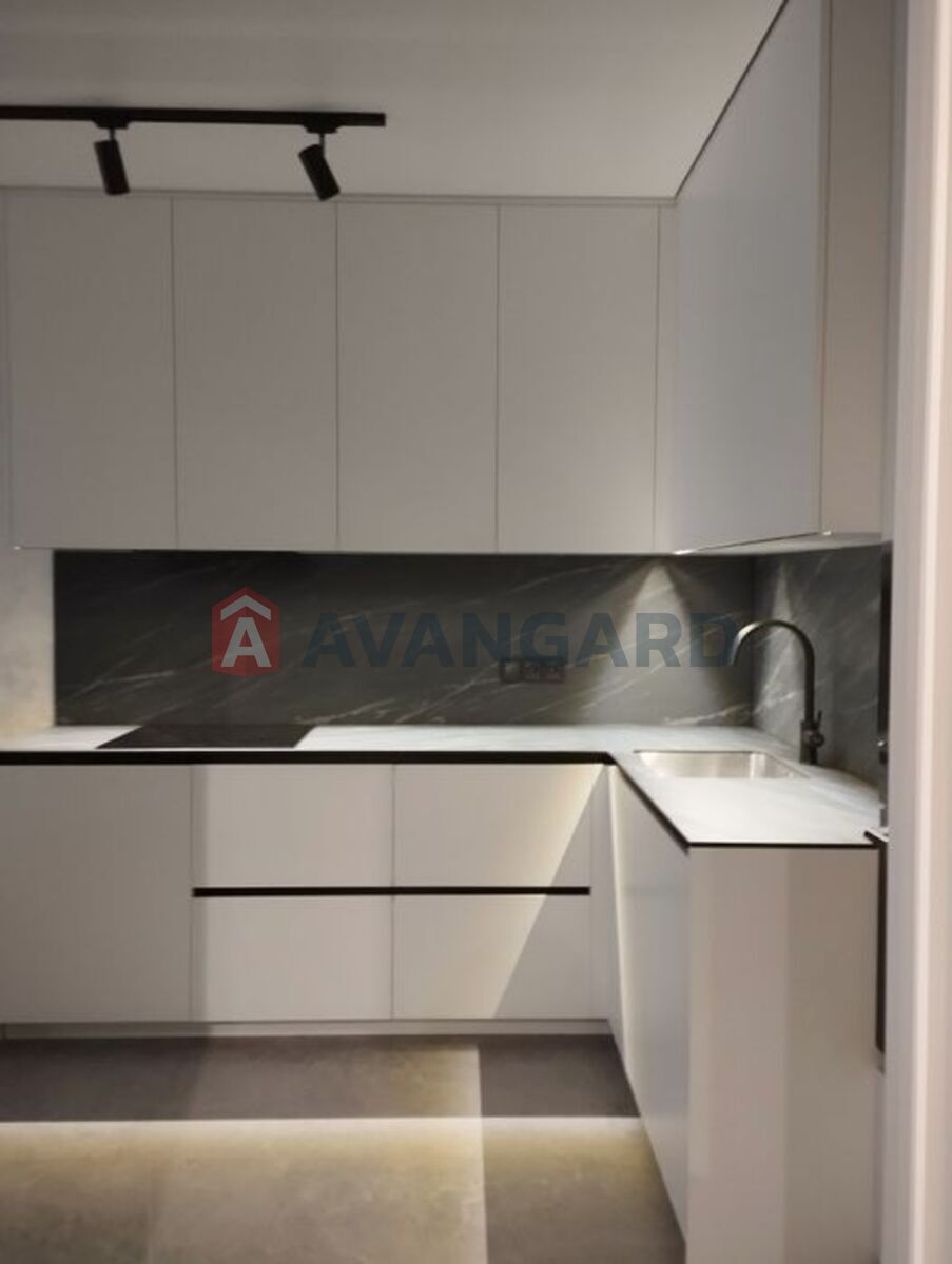 1 ����. ��������, 65/-/22 ��. �., 19/24 ���� ���� 8