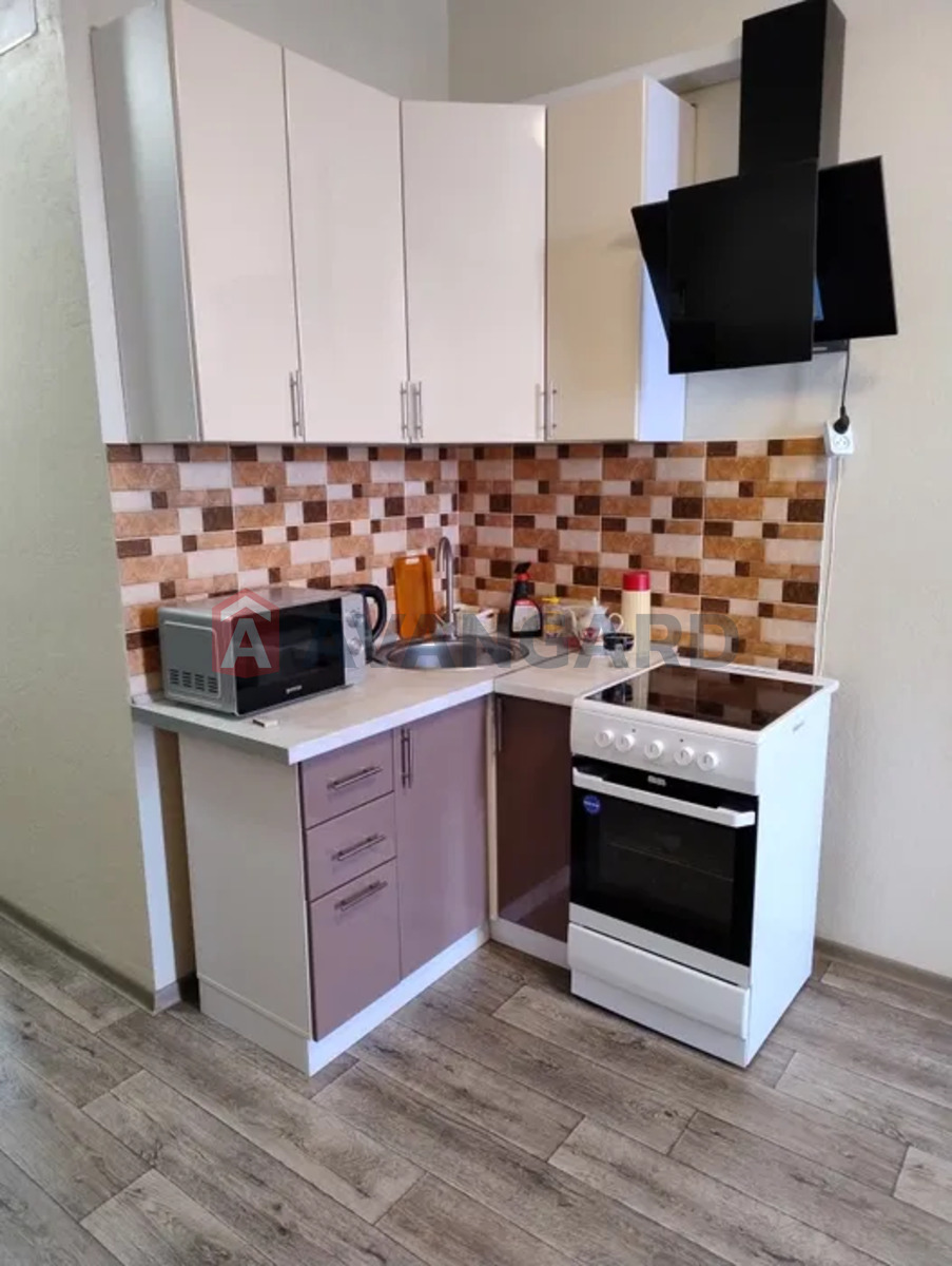 1 ��. ��������, 25/-/7 ��. �., 2/5 ������ ���� 2