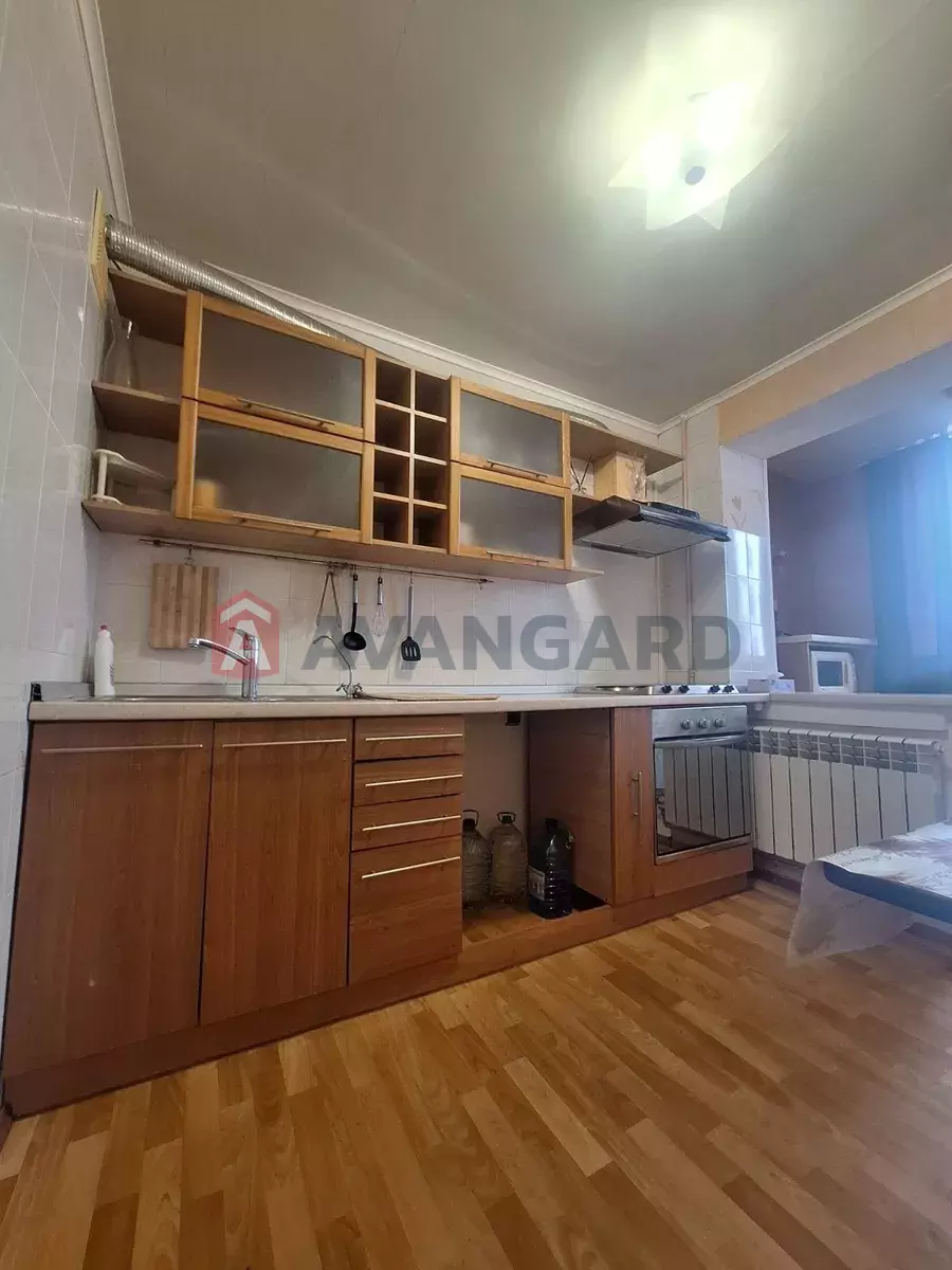 1 ����. ��������, 42/-/11 ��. �., 13/14 ���� ���� 2