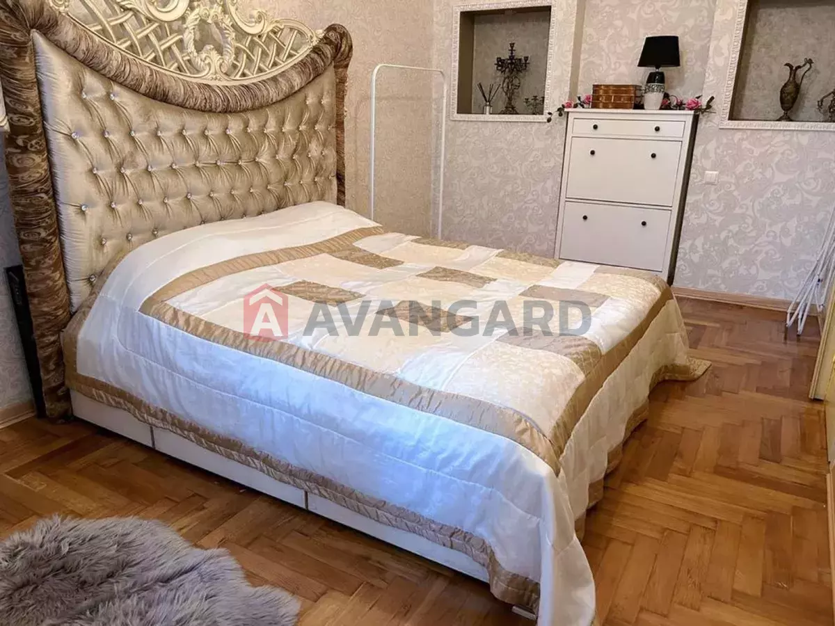 3 ����. ��������, 90/-/15 ��. �., 2/5 ���� ���� 22
