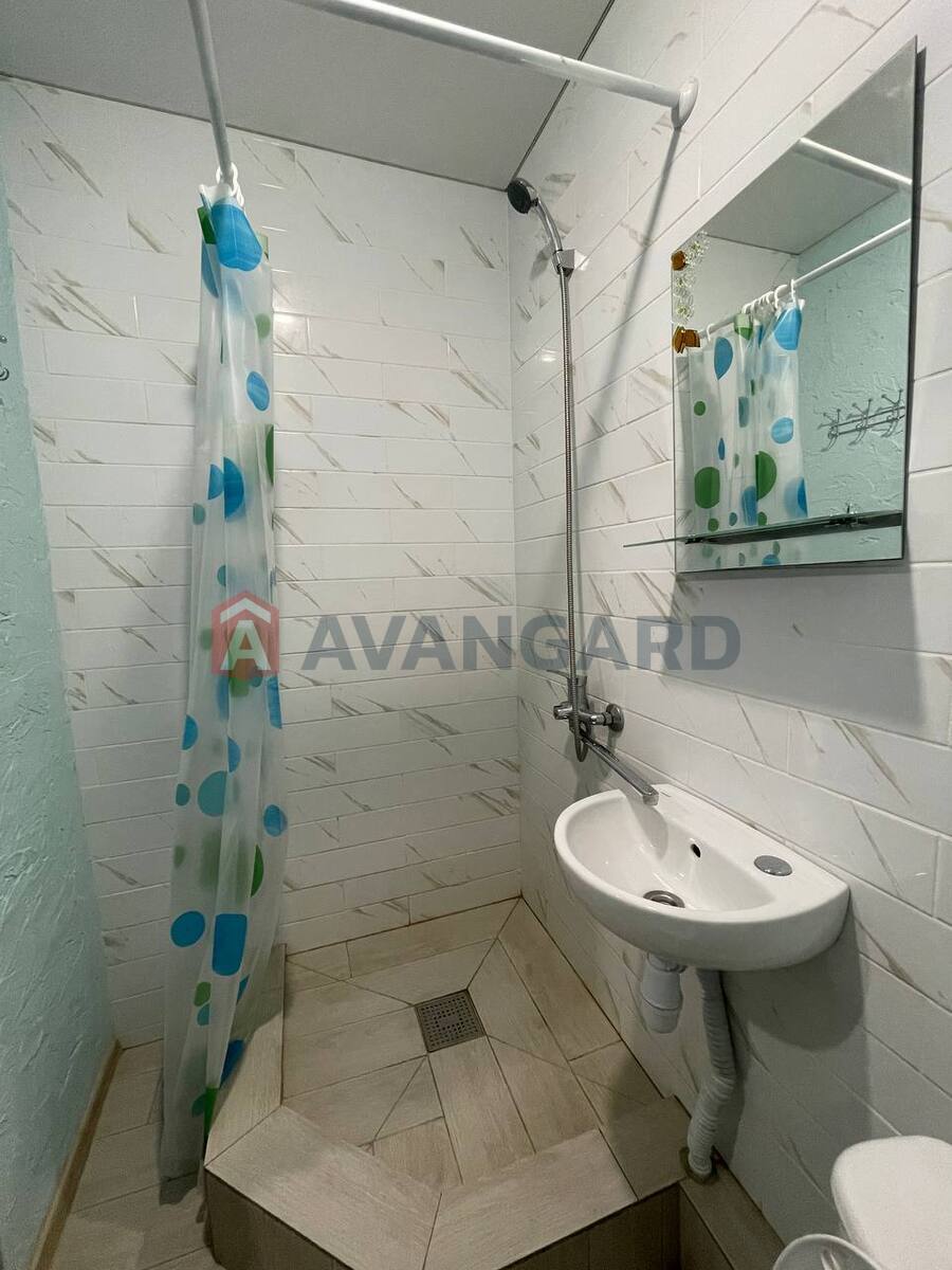 1 ��. ��������, 18/-/5 ��. �., 8/9 ������ ���� 3