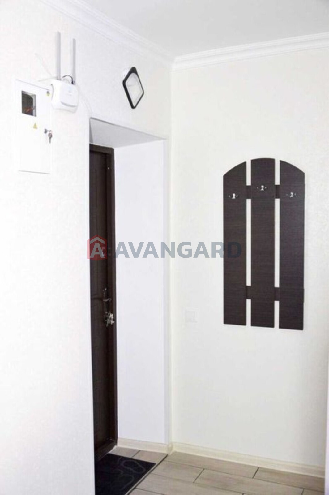 1 ����. ��������, 30/-/6 ��. �., 3/5 ���� ���� 8