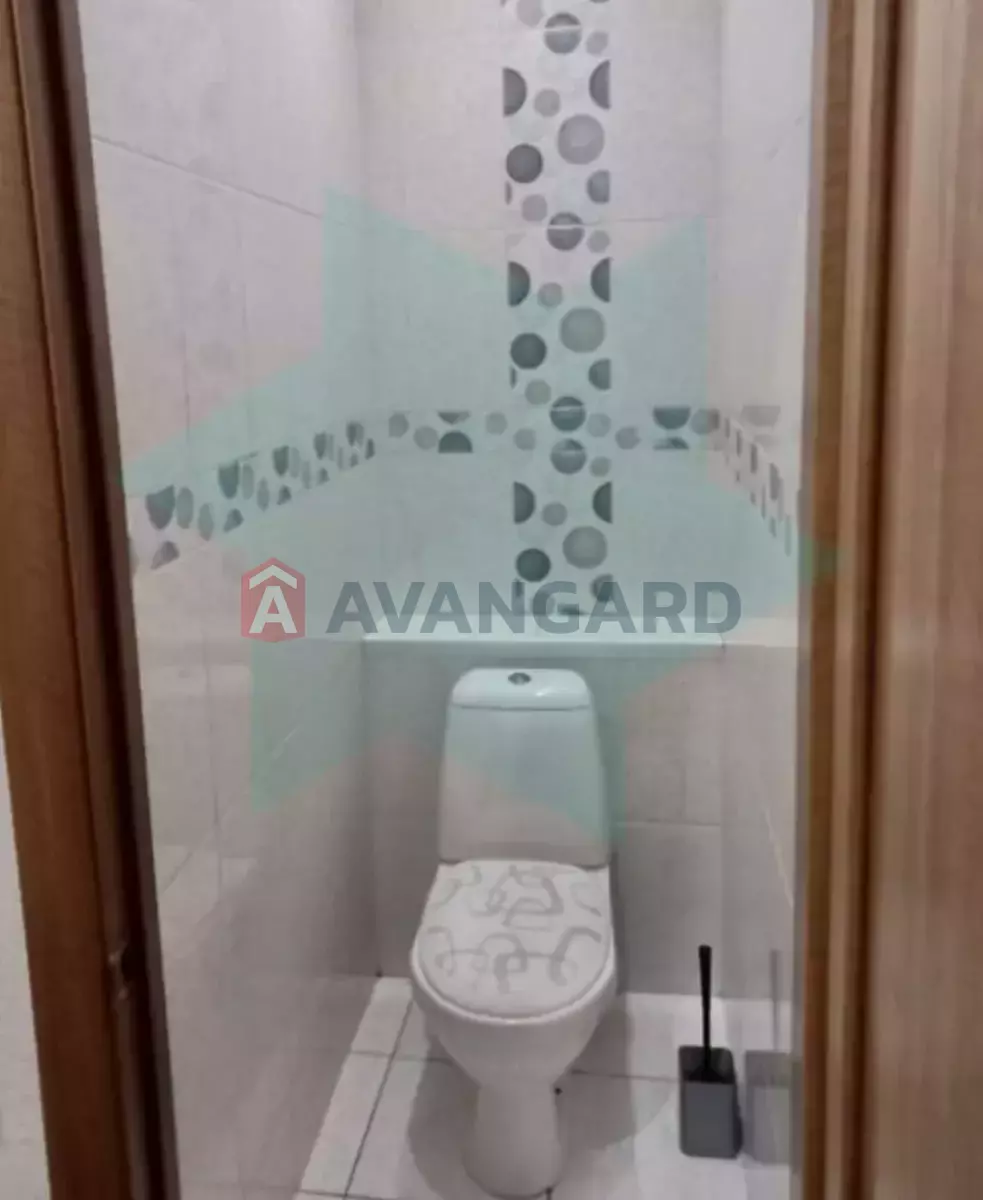 3 ��. ��������, 61/-/- ��. �., 5/5 ������ ���� 6