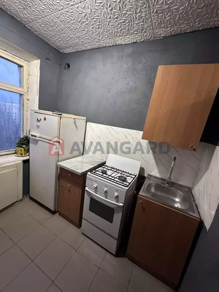 1 ����. ��������, 29/-/6 ��. �., 9/9 ���� ���� 3