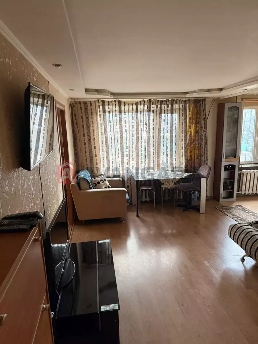 3 ����. ��������, 43/-/6 ��. �., 1/5 ���� ���� 7